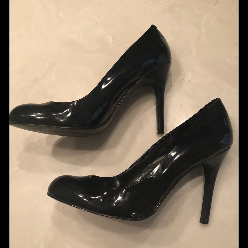 BCBG Paris Black Patent Leather Pumps - Picture 4 of 7